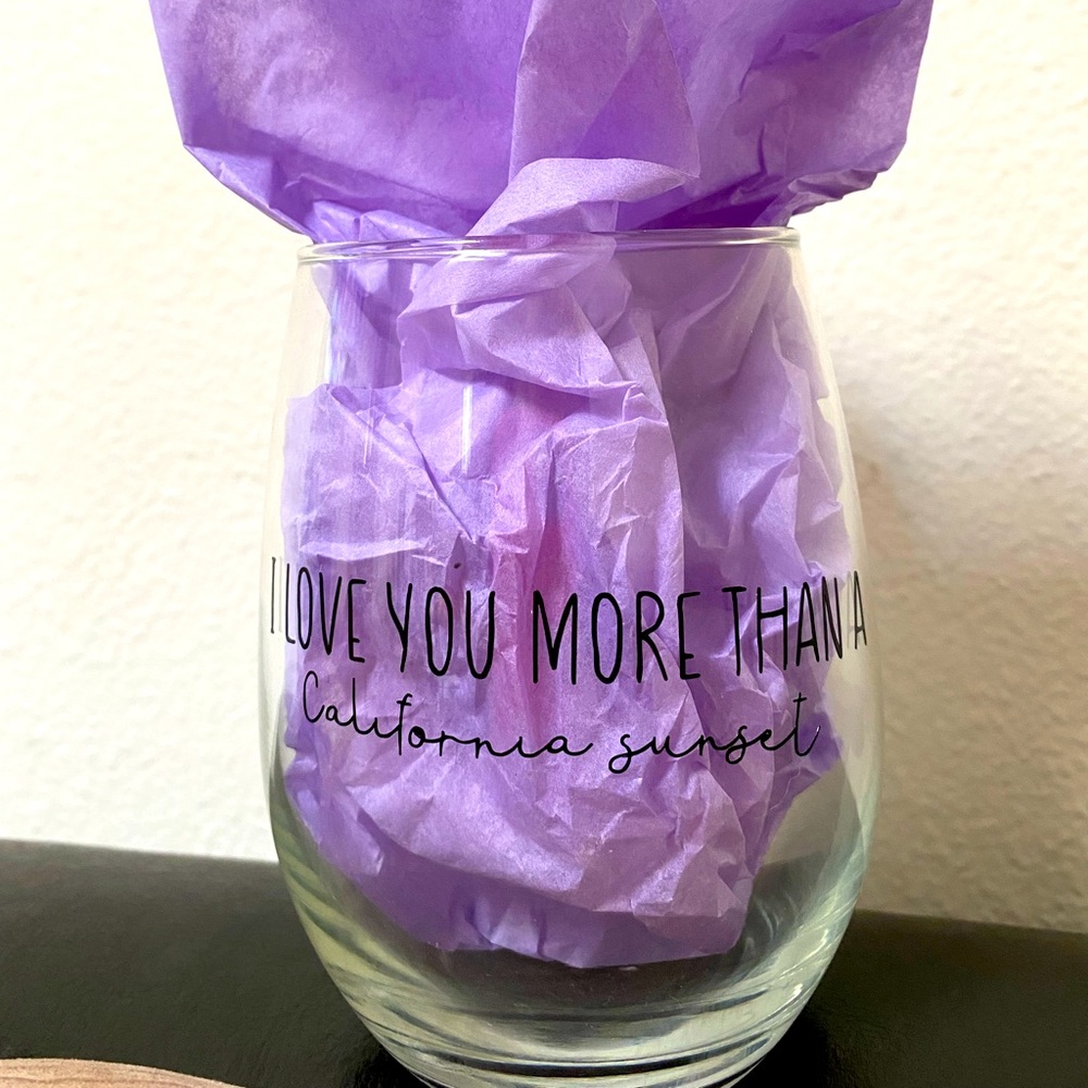 Handmade Morgan Wallen wine glass.